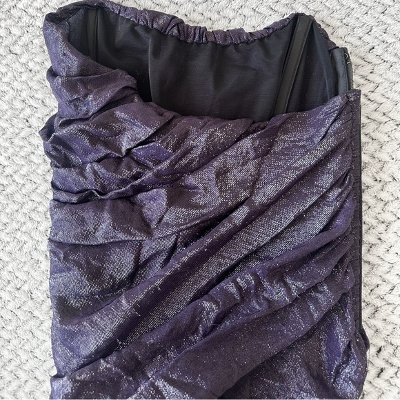 Shimmery strapless asymmetrical drape style bustier top - Picture 6 of 8